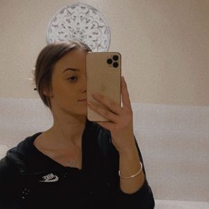 Meet your Posher, Savannah